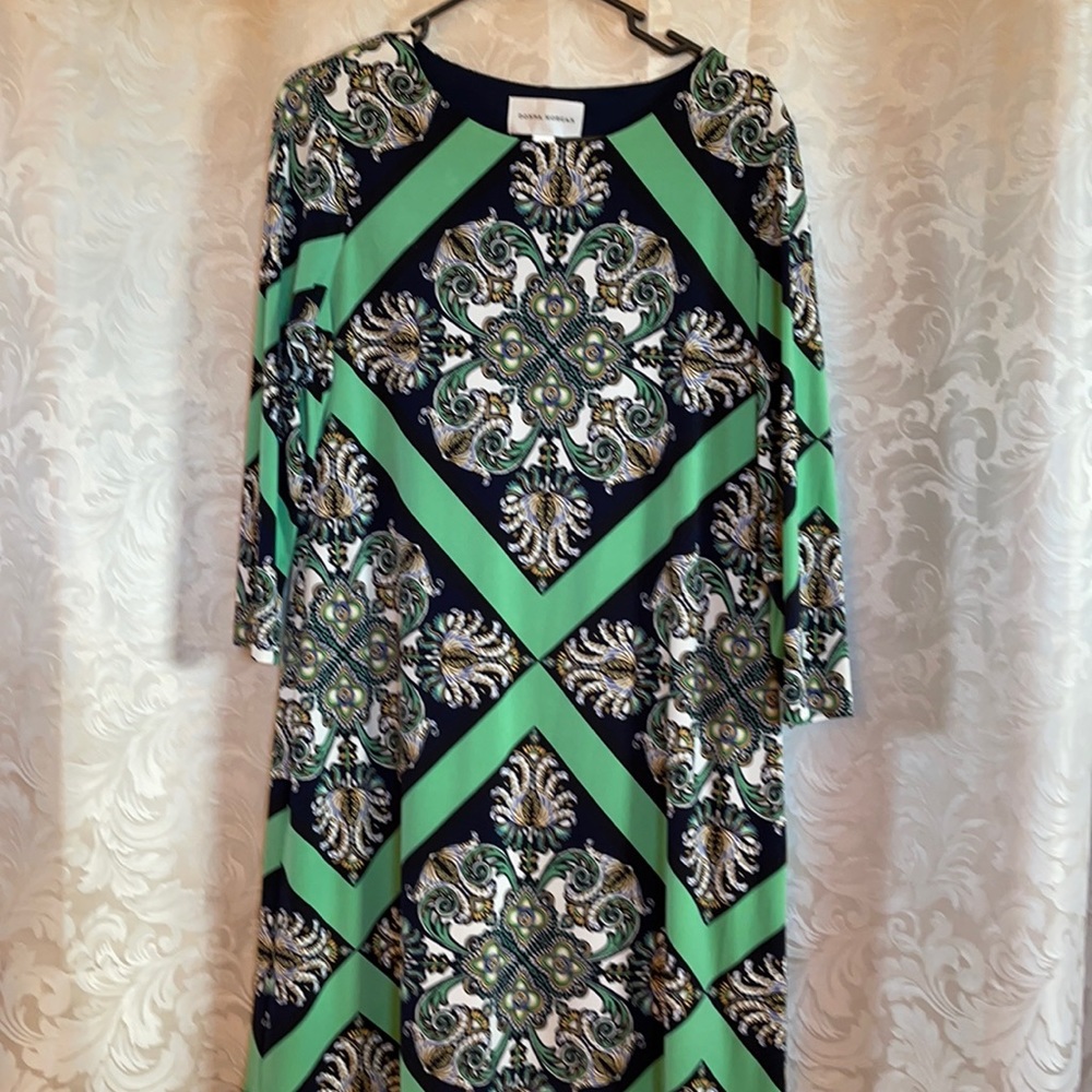 Donna Morgan Sheath Dress
